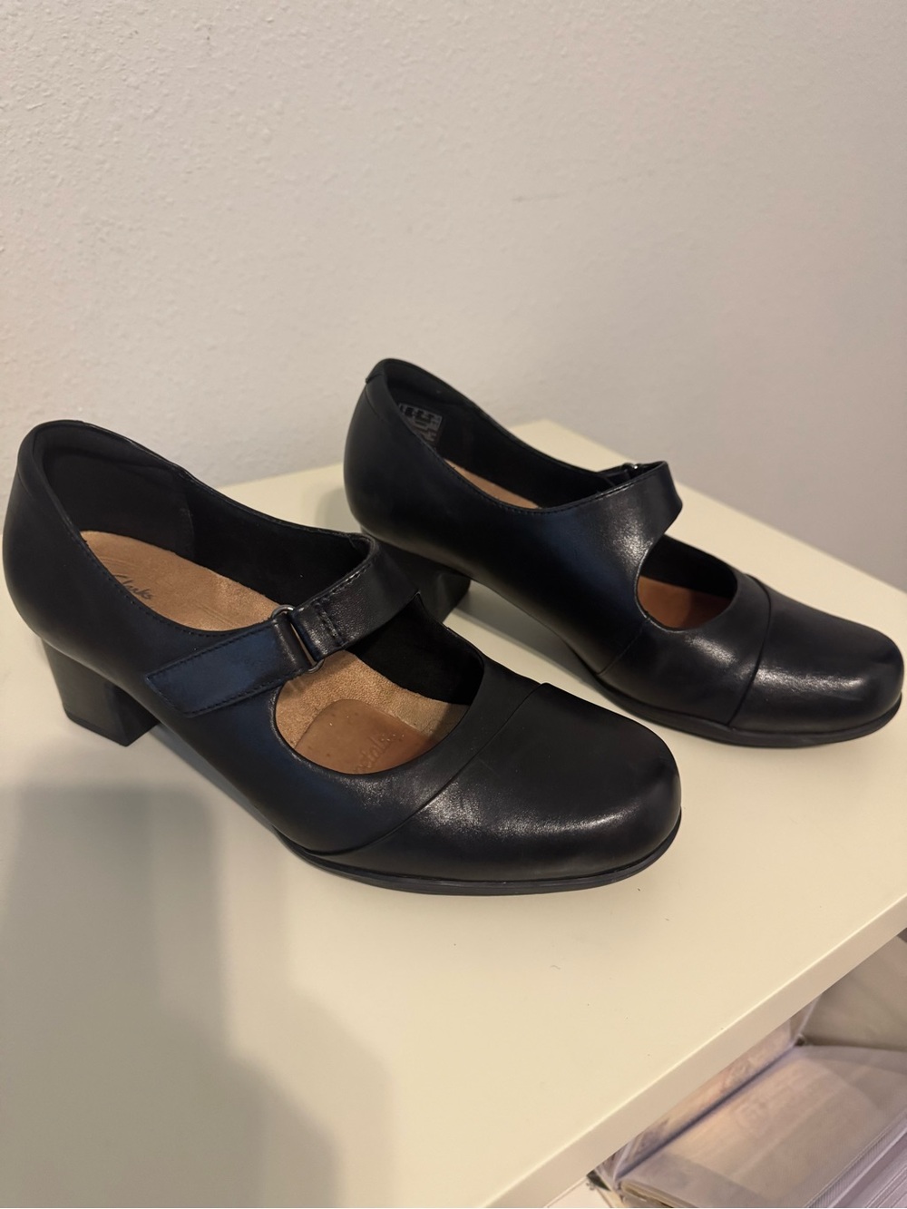 Clarks Black Mary Jane Leather Flats with Strap